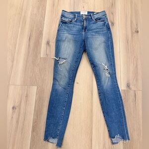 FRAME le skinny de jeanne distressed